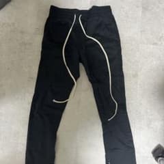ESSENTIALS スキニー　BLACKのサムネイル