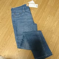 新品タグ付き デニムのサムネイル