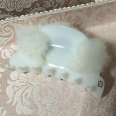 テディベア様専用アレクサンドルドゥパリ☆ミンク☆クリップ☆人気ホワイトのサムネイル