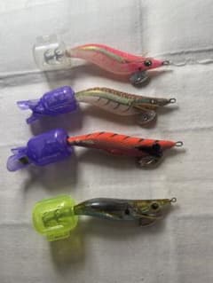 エギ　2.5号　4個セット　カバー付きのサムネイル