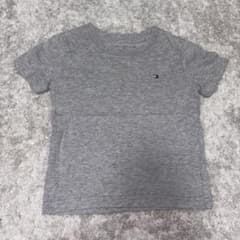 TOMMY HILFIGER グレー Tシャツ 2Tのサムネイル