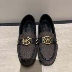 MICHAEL KORS レディース ローファー ブラウンのサムネイル