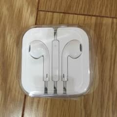 【aaaaa.様専用】 iPhone 純正 イヤホンのサムネイル