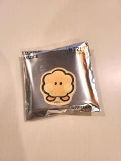 BT21カフェminini　アクリルバッジ　シューキーのサムネイル