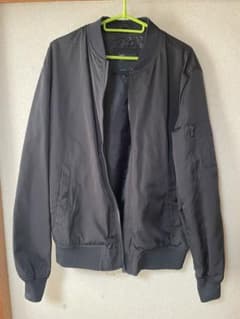 Bershka ベルシュカ　ma-1 ブラックのサムネイル