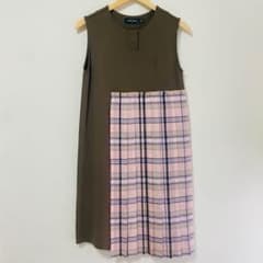 FRED PERRY 膝丈ワンピース チェック柄プリーツ ノースリーブ オリーブ