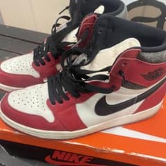 Nike Air Jordan 1 "Lost & Found/Chicago"のサムネイル