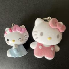 キティーちゃん2個セット　ガチャガチャのサムネイル