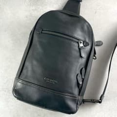 極美品 COACH コーチ グラハム ボディバッグ ショルダーバッグ レザー 極美品 コーチ グラハム 2室 ボディバッグ ショルダー ビジネス レザー