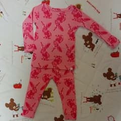 お値下げしました！babyGapベビ-ギャップ・パジャマ12-18M女の子☆のサムネイル