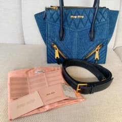 miumiu バイカーデニムのサムネイル