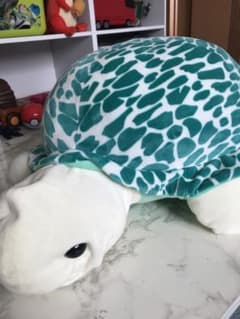 未使用に近い❗️特大カメのぬいぐるみ（クッション）のサムネイル