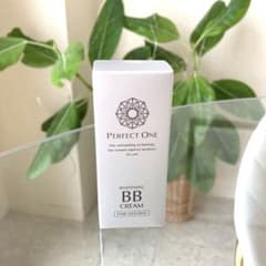 パーフェクトワン❤️薬用ホワイトニングBBクリーム ピンクナチュラル 25gのサムネイル