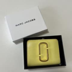 MARC JACOBS 二つ折り財布 イエローネイビー 箱付きのサムネイル