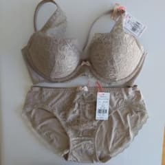 「AMO STYLE」のブラジャー＆ショーツのサムネイル