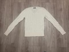 Brandy Melville ケーブル編み Vネックニット フリーサイズのサムネイル