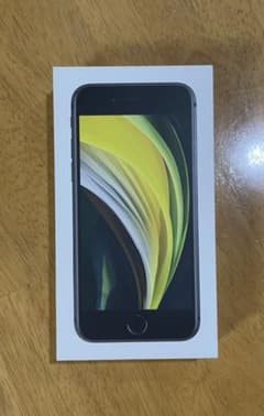 【SIMフリー】新品iPhone SE 第2世代 (SE2) ブラック 64GBのサムネイル