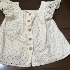 ZARAトップスのサムネイル
