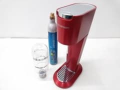 ソーダストリーム Genesis Deluxe v2 炭酸水メーカー レッド □ - メルカリ