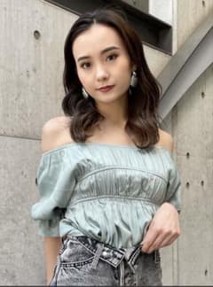 EMODA コンパクトギャザーショートトップのサムネイル
