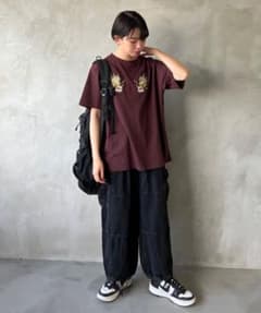 ドラゴン　刺繍 バーガンディ 半袖Tシャツ　チャイナのサムネイル