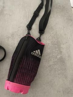 adidas 水筒カバー 黒/ピンクのサムネイル