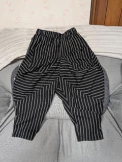 サルエルパンツ 黒と白のストライプのサムネイル