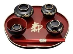 お食い初め　女の子用食器のサムネイル
