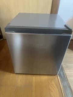 Hisense 【2026/4月購入】冷蔵庫 45L 美品 たのメル便配送 Hisense 【2026/4月購入】冷蔵庫 45L 美品 たのメル便配送 - メルカリ