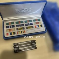 未使用　中国人民解放軍将校用略綬　勲章リボンセット 骨と収納ケース付き 未使用 中国人民解放軍将校用略綬 勲章リボンセット 骨と収納ケース