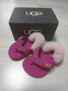 アグ UGG ベビーサンダルのサムネイル