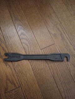 HOZAN C-200 PEDAL WRENCH 15