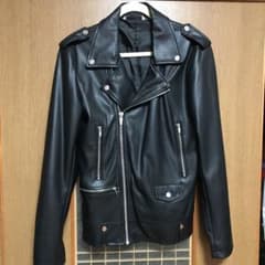 ZARA ライダースジャケット（フェイクレザー）のサムネイル