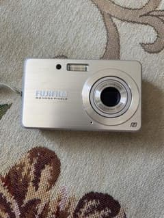 FUJIFILM FinePix J15fd 本体 ジャンク - メルカリ