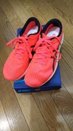 アシックス メタレーサーTOKYOのサムネイル