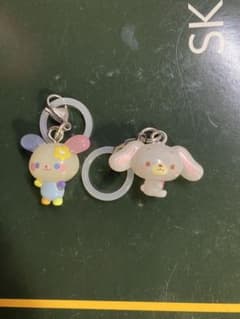 ウサハナ、シロウサ　めじるしアクセサリー 2点セットのサムネイル