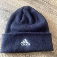 adidas ネイビー ニット帽のサムネイル