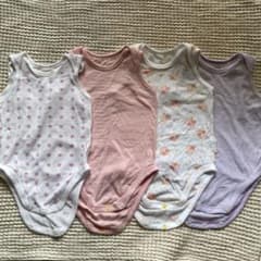 ユニクロ 肌着 ロンパースのサムネイル