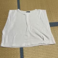 ZARA ノースリーブトップスのサムネイル