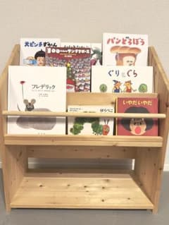 木製 絵本ラック 本棚のサムネイル