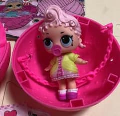 LOLサプライズドールのサムネイル