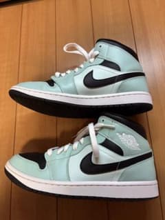 ナイキ ウィメンズ エアジョーダン1 ミッド 
