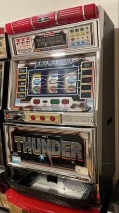 パチスロ 実機 4号機 サンダーV - メルカリ