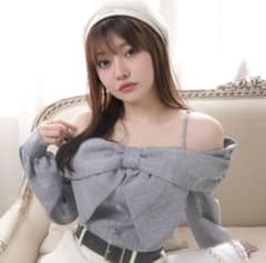 リップサービス リボンオフショルロングスリーブトップス ブルーのサムネイル