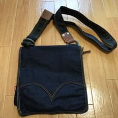 リーバイス ショルダーバッグのサムネイル