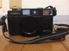 YASHICA MF-2 super フィルムカメラのサムネイル