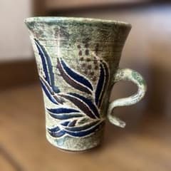 やちむん 榕原（がじゅばる）陶房 仲村実 月桃のマグカップ - メルカリ