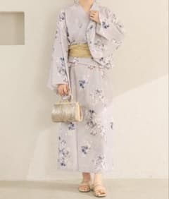 apres jour花柄 セパレート浴衣 ライトグレーのサムネイル