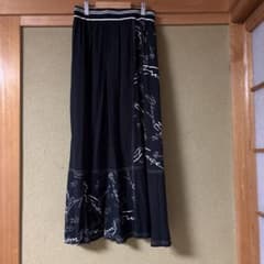 ロゴプリント ロングフレアスカートのサムネイル