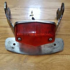 ヤマハSR400フェンダーレスキットのサムネイル